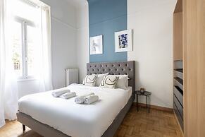Vintage Acropolis Retreat Charming 3-bdrm in Koukaki