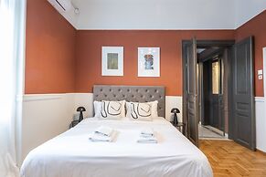 Vintage Acropolis Retreat Charming 3-bdrm in Koukaki