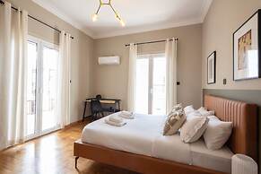 Acropolis View 3-bdrm With Rooftop Garden Jacuzzi