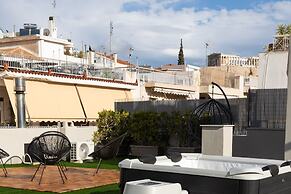 Acropolis View 3-bdrm With Rooftop Garden Jacuzzi