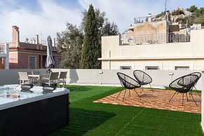 Acropolis View 3-bdrm With Rooftop Garden Jacuzzi