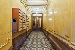 Superb Apartment With 2 Bedrooms