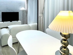 The November Stay Guri