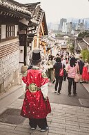 The November Stay Guri