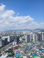 The November Stay Guri