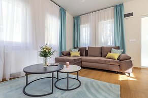 Nemes Apartment The Great