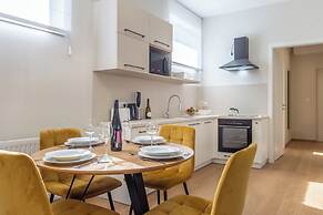 Nemes Apartment The Great