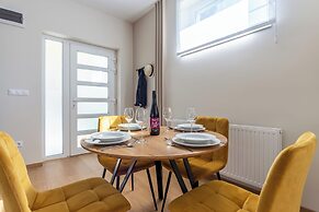 Nemes Apartment The Great
