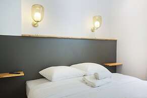 Superb Haussmanian Apartment Palais Royal