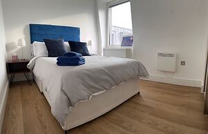 2br-modern-fullkitchen-25mincentrallondon-parking