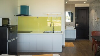 Horizon Front Beach Hotel Danang