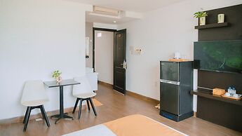 Horizon Front Beach Hotel Danang