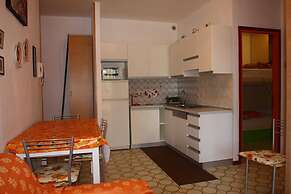 Cozy Flat Near the Beach