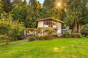 Puzzle Point Lodge in Poulsbo