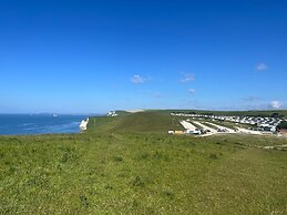 Seaview Chalet-durdledoor-sleeps4to6- Pet Friendly