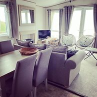 Seaview Chalet-durdledoor-sleeps4to6- Pet Friendly