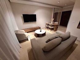Mynt Stay zed west Residence 2 bedroom E1E213