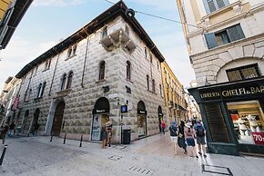 Palazzo Confalonieri da Lisca