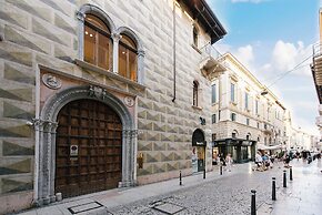 Palazzo Confalonieri da Lisca