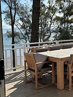 Dreamy Lake Retreat & Sunsets