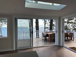 Dreamy Lake Retreat & Sunsets