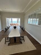 Dreamy Lake Retreat & Sunsets