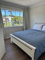 Dreamy Lake Retreat & Sunsets