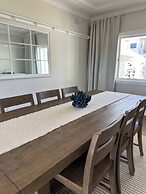 Dreamy Lake Retreat & Sunsets