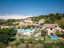 Splendid Flat in Provencal Villa 1br/3p