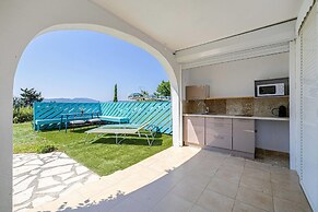 Splendid Flat in Provencal Villa 1br/3p