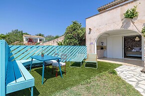 Splendid Flat in Provencal Villa 1br/3p