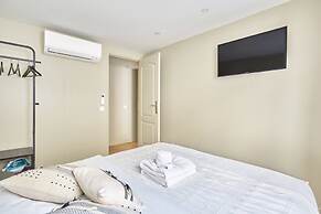 Charming Apartment 2 Bedrooms Center of Paris