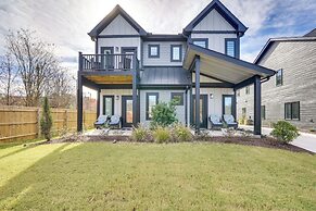 2 Mi to Duke & 3 Mi to Downtown: Durham Townhome