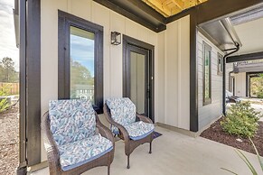 2 Mi to Duke & 3 Mi to Downtown: Durham Townhome