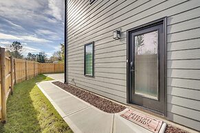 2 Mi to Duke & 3 Mi to Downtown: Durham Townhome