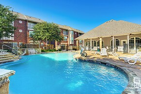 2 Mi to Texas A&m: Unit w/ Pool & Hot Tub Access