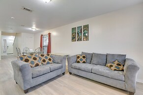 4 Mi to NRG Stadium: Spacious Houston Townhome!