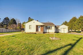 16 Mi to Buckeye Lake: Family-friendly Newark Home