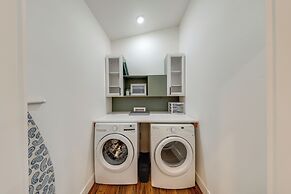 Waterfront Whidbey Island Hideaway w/ Beach Access