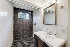 Waterfront Whidbey Island Hideaway w/ Beach Access