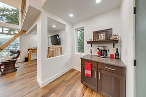 Waterfront Whidbey Island Hideaway w/ Beach Access