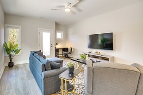 2 Mi to Duke University: Townhome in Durham!