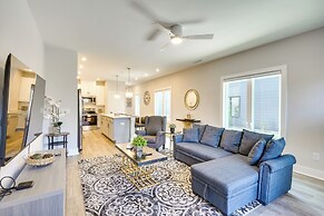 2 Mi to Duke University: Townhome in Durham!