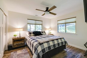 Ski, Hike & Fish: Mtn-view Gem w/ Deck in Tuolumne