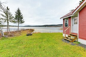 Waterfront Oasis: Family Retreat on Long Lake!