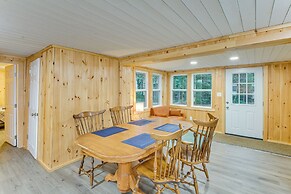 Waterfront Oasis: Family Retreat on Long Lake!