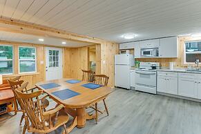 Waterfront Oasis: Family Retreat on Long Lake!