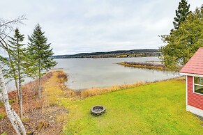 Waterfront Oasis: Family Retreat on Long Lake!