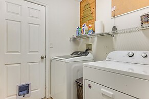 11 Mi to Sand Hollow State Park: Home w/ Fire Pits