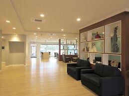 Mainstay Suites